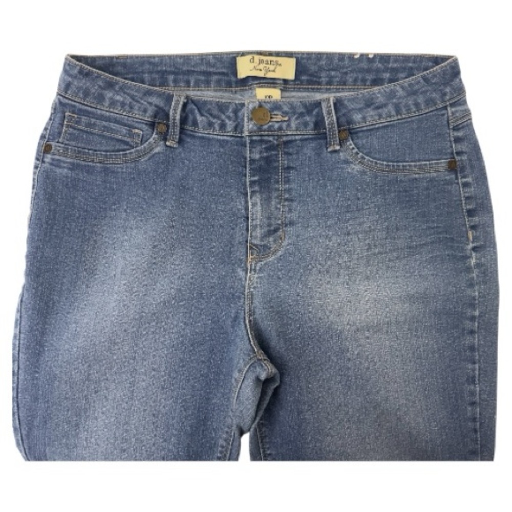 D. Jeans New York | Women’s Petite Stretchy Blue Jeans | Size 12 P | EUC - Picture 3 of 7